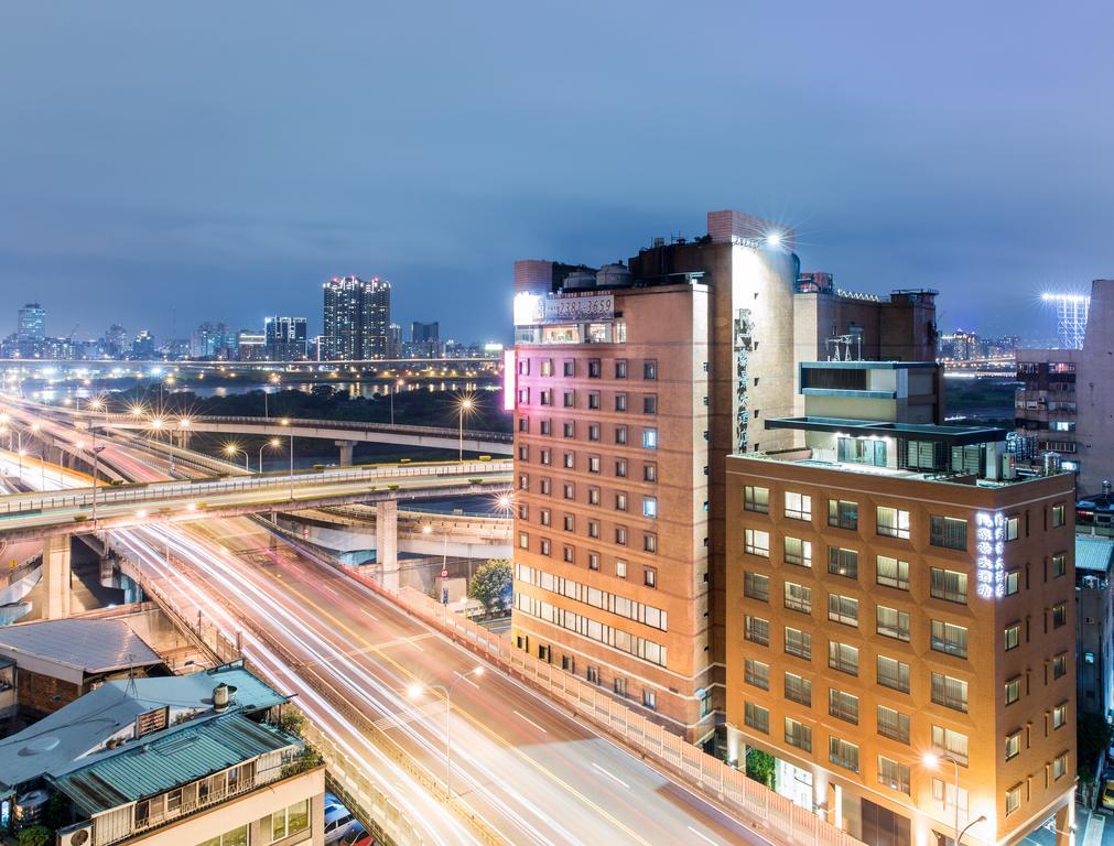 Hotel Riverview Taipei Exterior photo