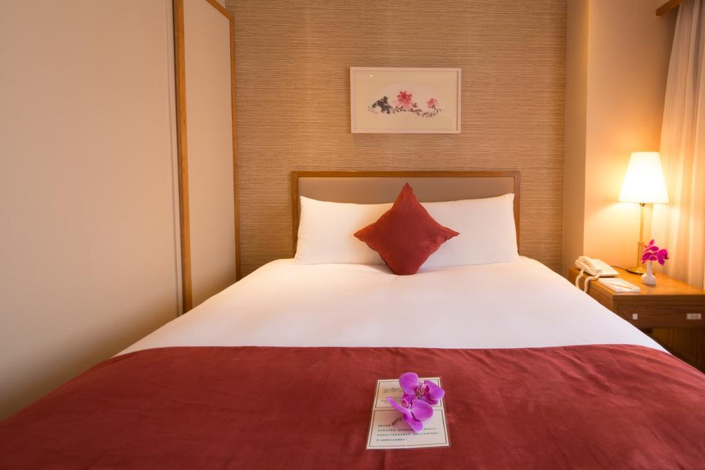 Hotel Riverview Taipei Exterior photo