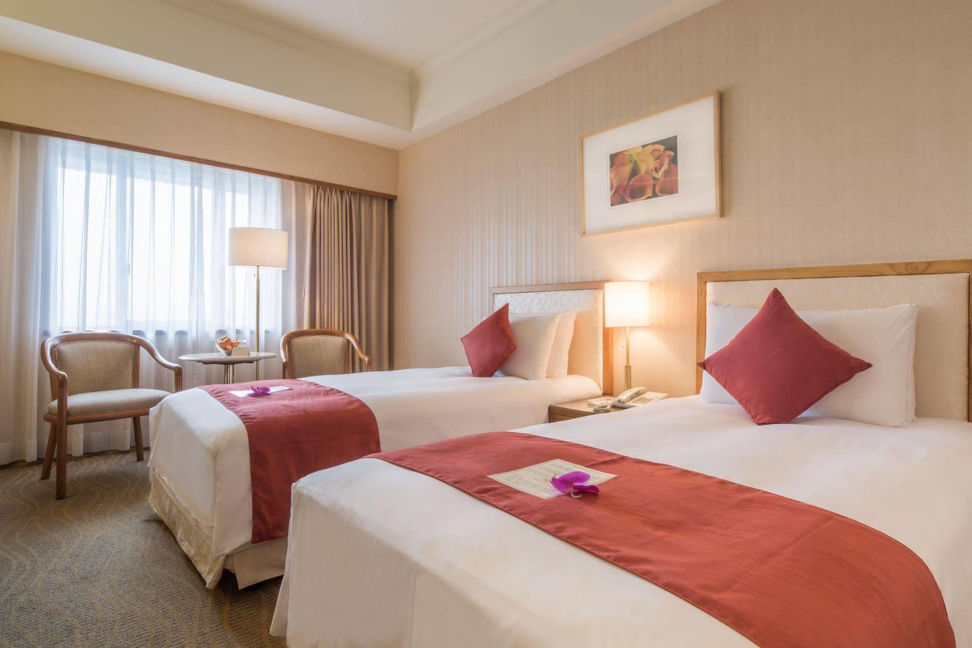 Hotel Riverview Taipei Exterior photo