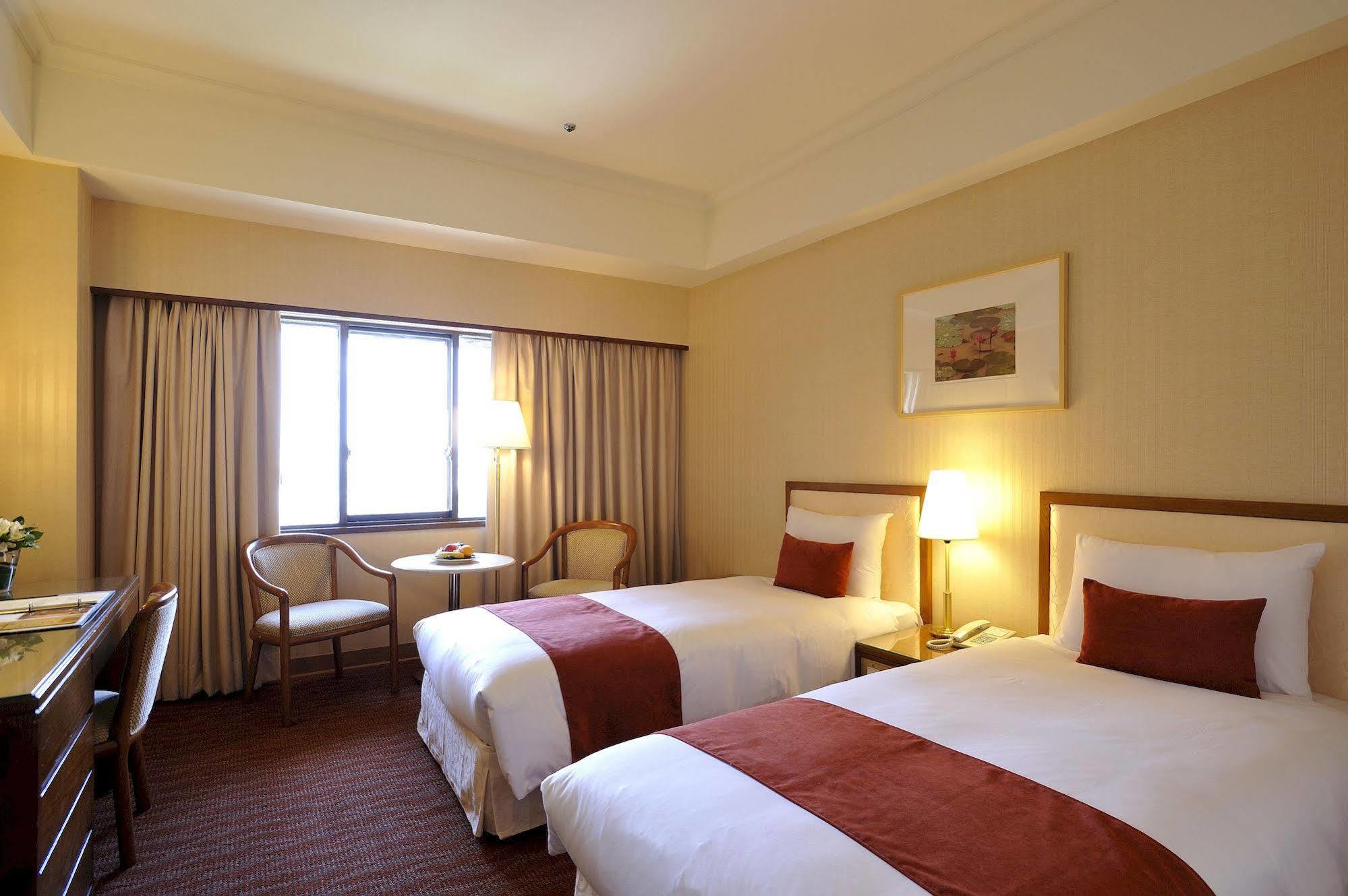 Hotel Riverview Taipei Exterior photo