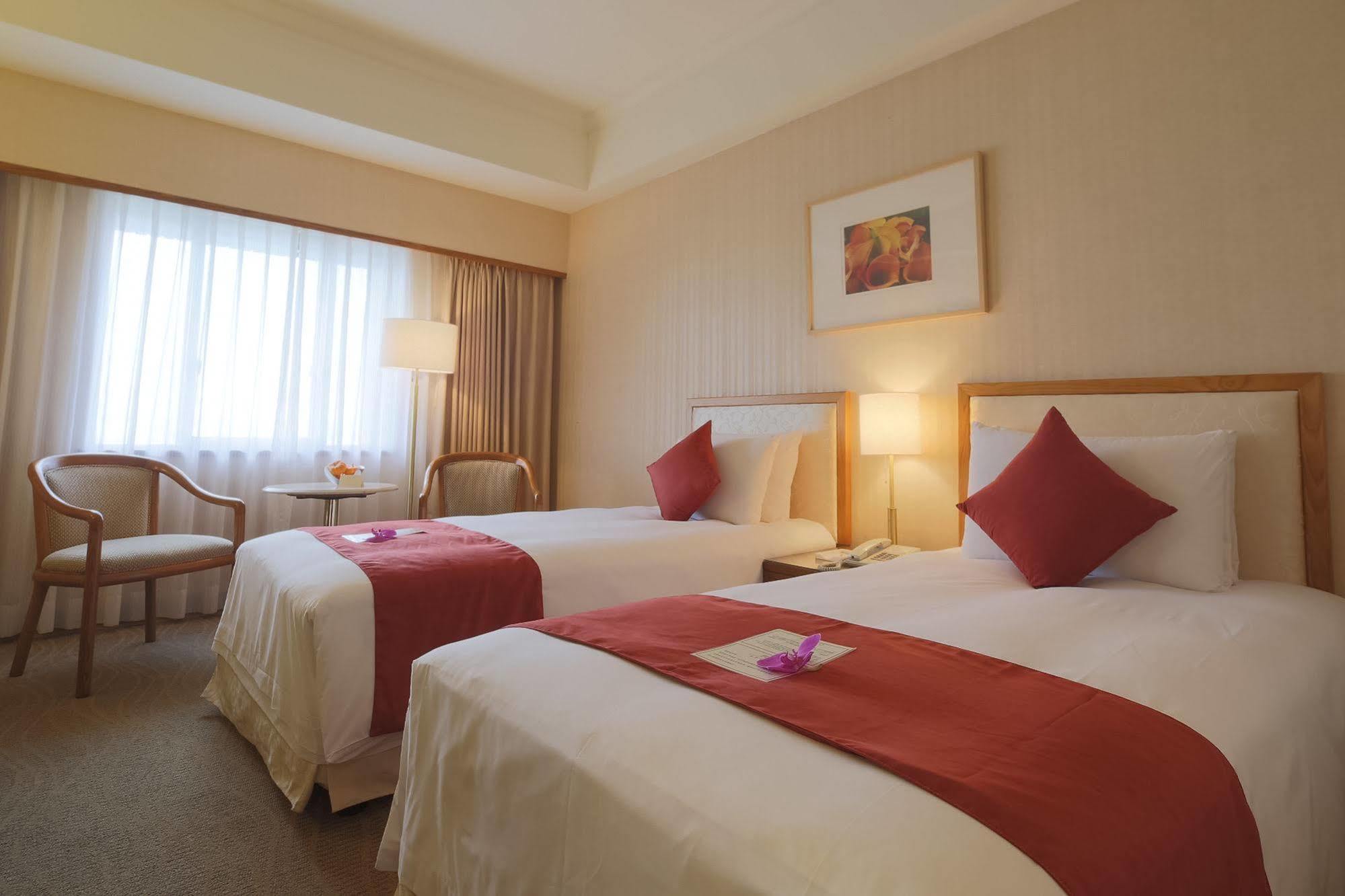 Hotel Riverview Taipei Exterior photo
