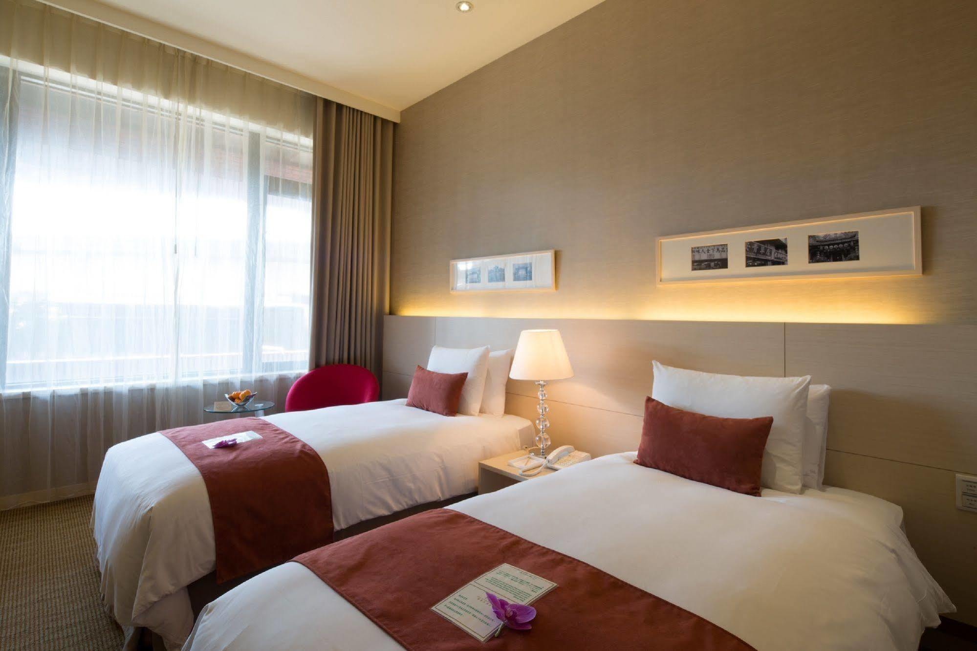 Hotel Riverview Taipei Exterior photo